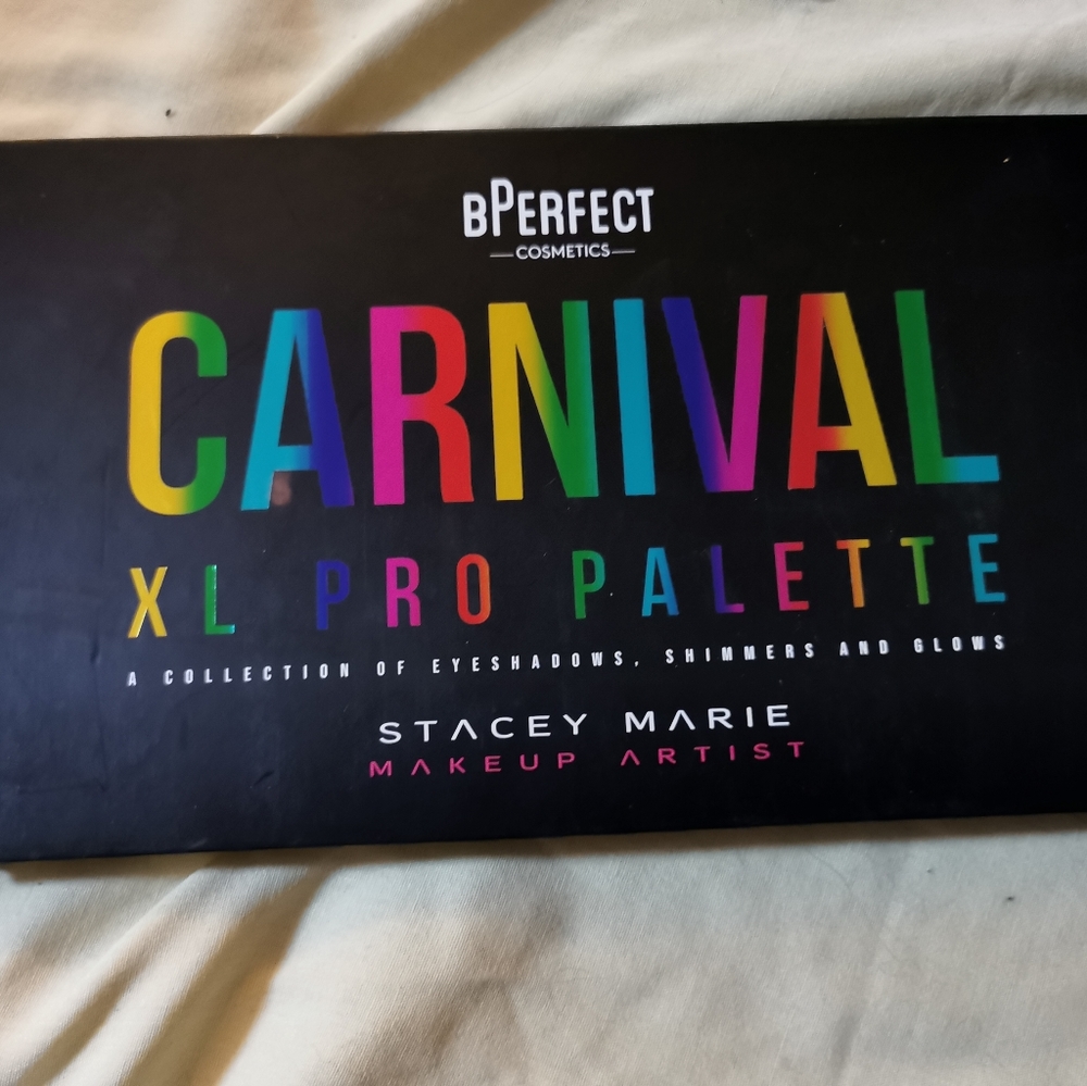 Bperfect Carnival xL Eyeshadow Palette